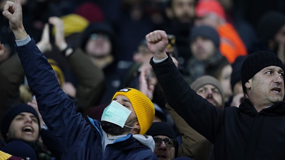 عاصفة من النزاعات القضائية تهدد دوريات كرة القدم الأوروبية