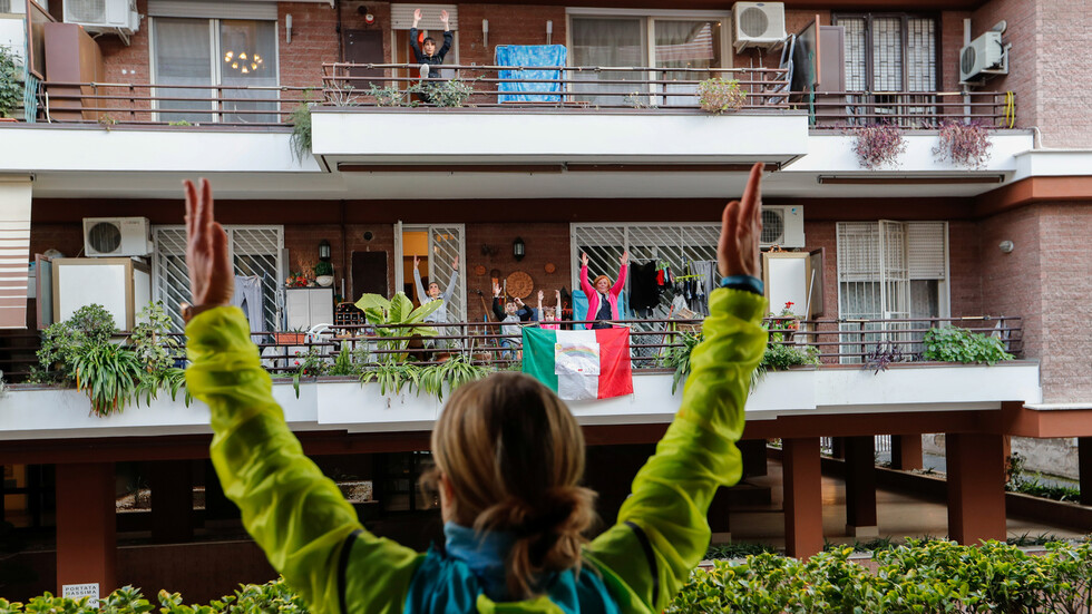 إيطاليا تسجل أدنى حصيلة وفيات بكورونا منذ 10 مارس