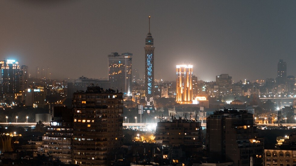 تغريدة لموقع "إسرائيل بالعربية" تثير جدلا حول برج القاهرة