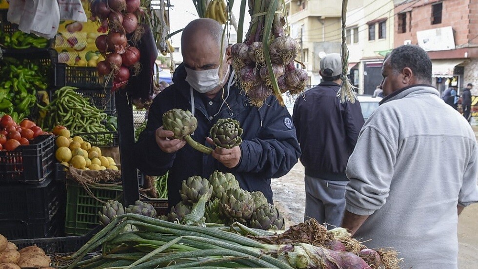 كورونا.. الجزائر تسجل انخفاضا في الوفيات والإصابات