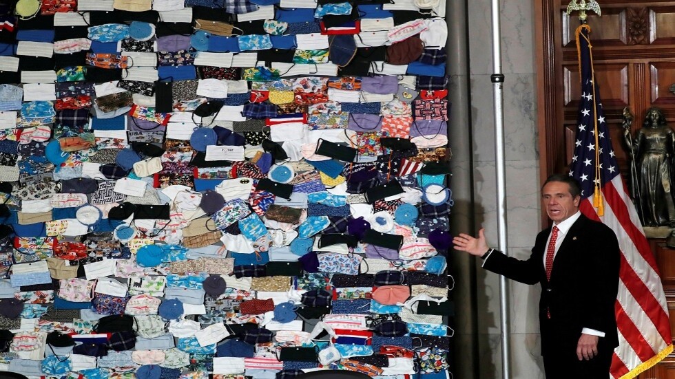 حاكم نيويورك لترامب: استراتيجيتك للإنقاذ ستقضي علينا جميعا