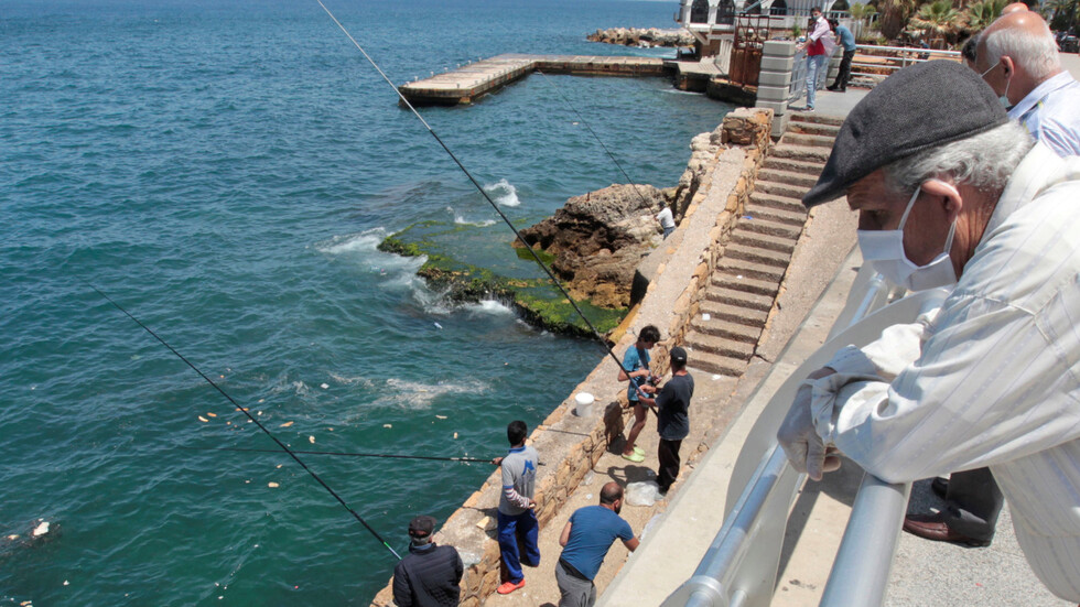 وزير الصحة اللبناني: لا نميز بين لبناني وسوري وفلسطيني في ما يتعلق بكورونا