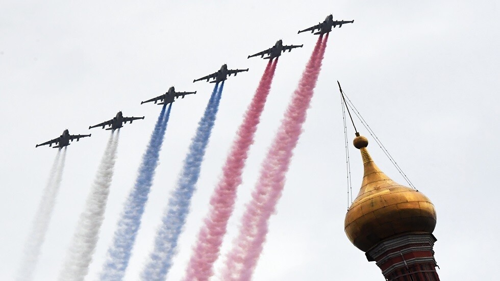 الدفاع الروسية تكشف عن تشكيلة العرض الجوي يوم 9 مايو