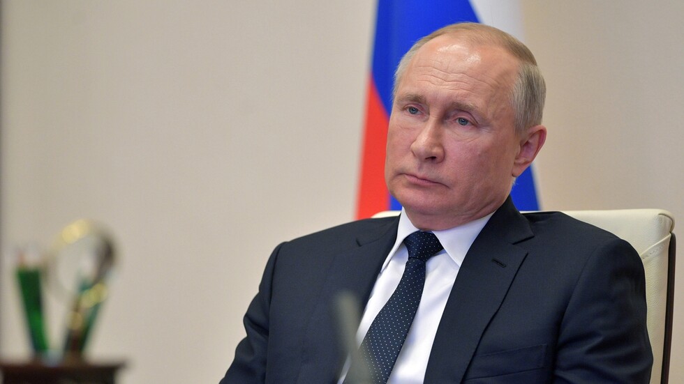 بوتين: شركات النقل تمر بوقت عصيب بسبب كورونا