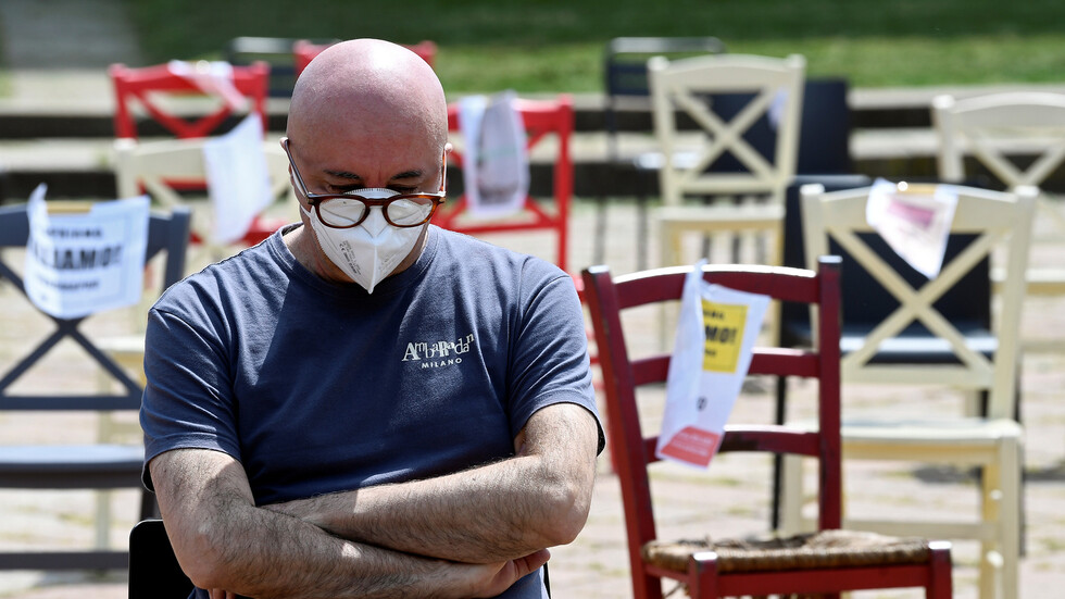 مسؤول بمستشفى إيطالي: وفيات كورونا في دور العجزة قد تكون خطأ متعمدا