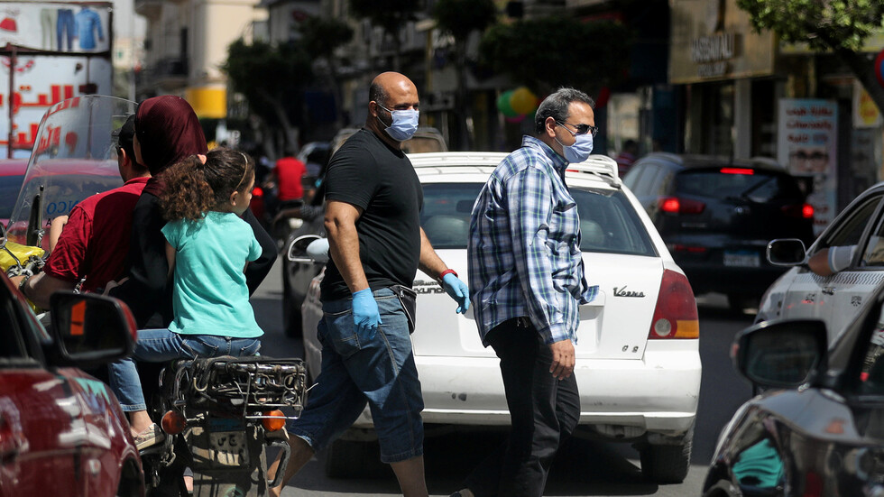 مصر تنفذ 22 تجربة إكلينيكية لعلاج كورونا