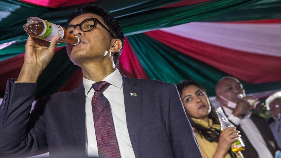 مدغشقر تعلن عن إطلاق عقار عشبي ضد كوفيد-19