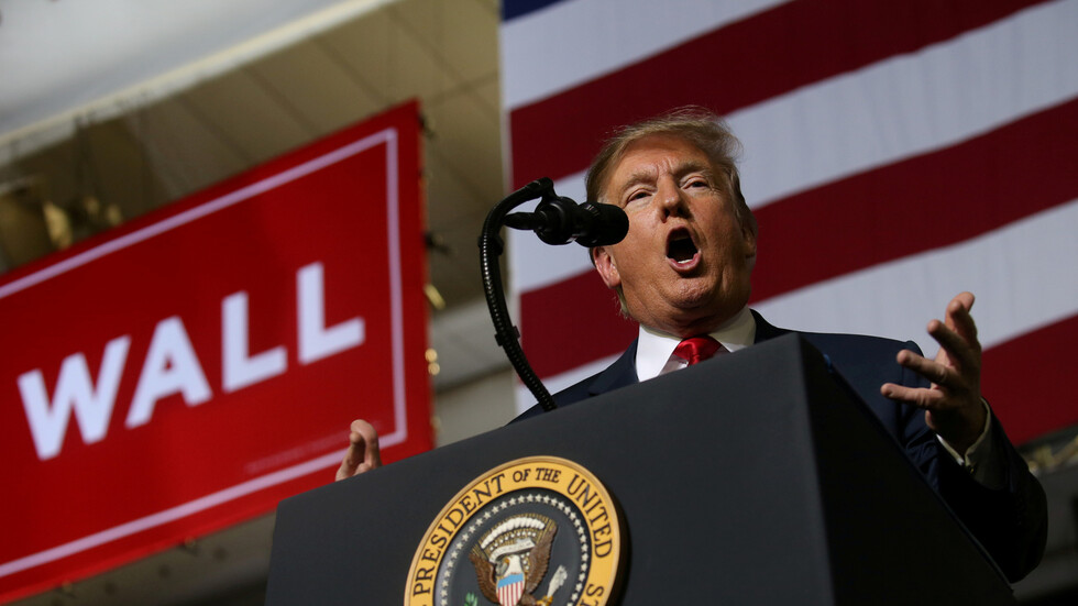 ترامب عن البطالة التاريخية في بلاده: كل هذه الوظائف ستعود قريبا جدا