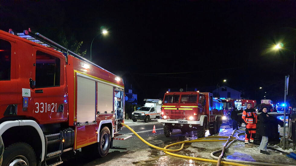 اندلاع حريق داخل منشأة نووية في بولندا