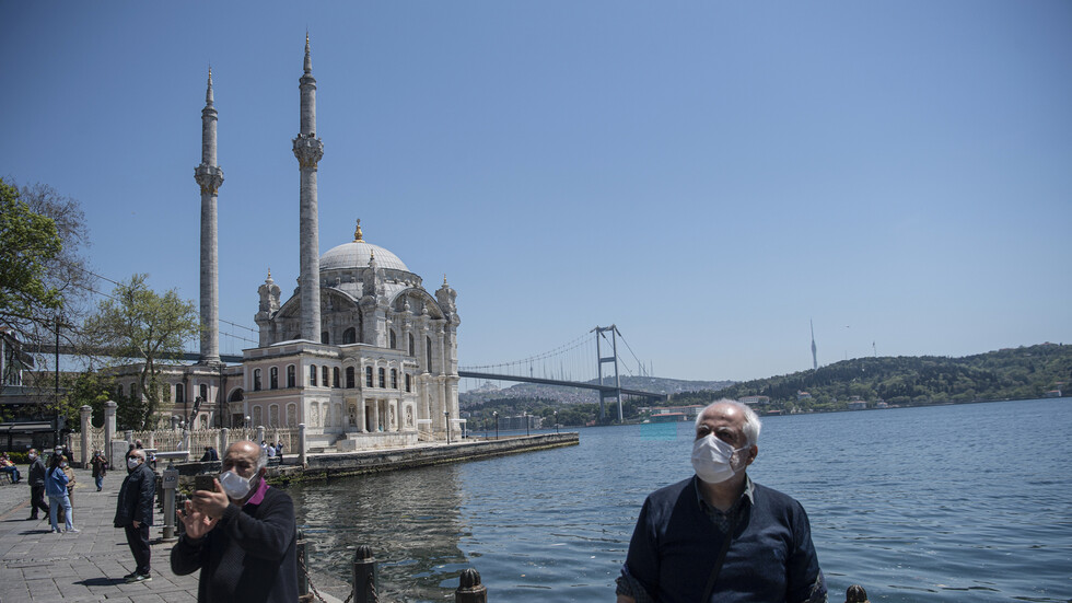 كورونا.. تركيا تسجل قفزة في الإصابات اليومية والصحة تؤكد أنها في حدود المتوقع