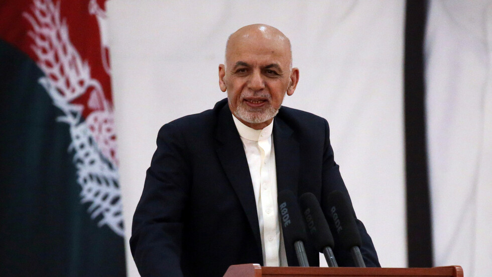 الرئيس الأفغاني يأمر الجيش بتحويل عملياته من دفاعية إلى هجومية