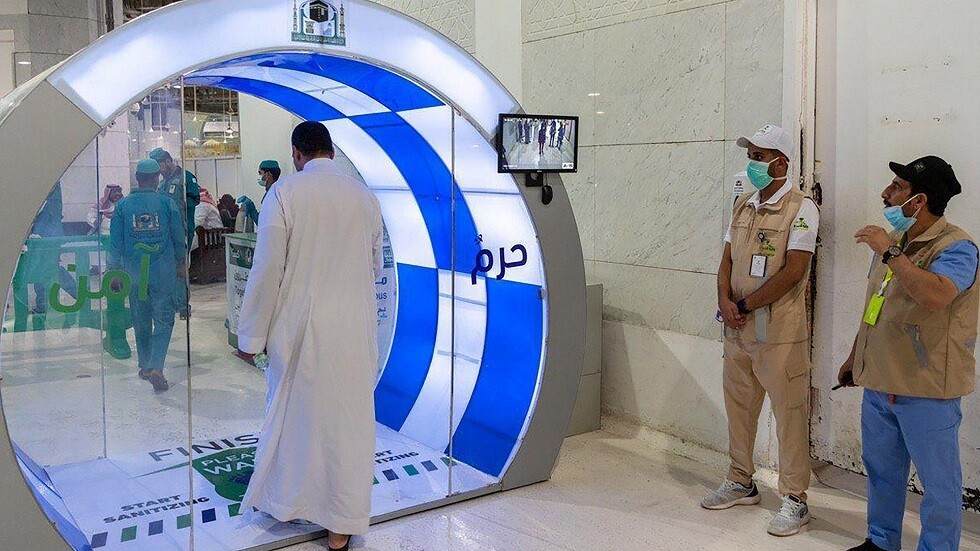 السعودية تقرّ خطط تعقيم الحرمين استعدادا للعشر الأواخر