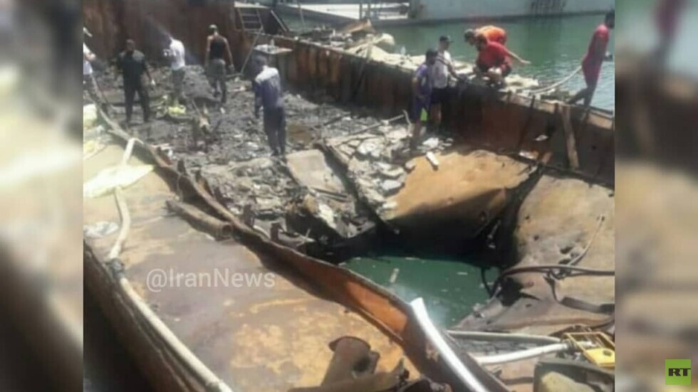 الجيش الإيراني ينشر فيديو لحادث بارجة كونارك ويكشف عن السبب والجهة التي ربما تورطت في قصفها