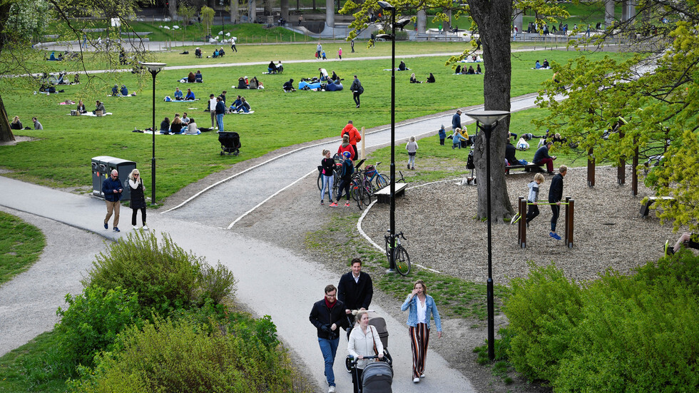 دراسة  تكشف أن مناعة القطيع 