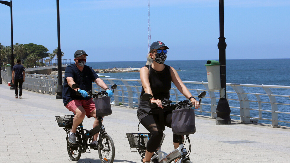 لبنان.. 11 إصابة بكورونا والحظر الشامل يبدأ هذه الليلة