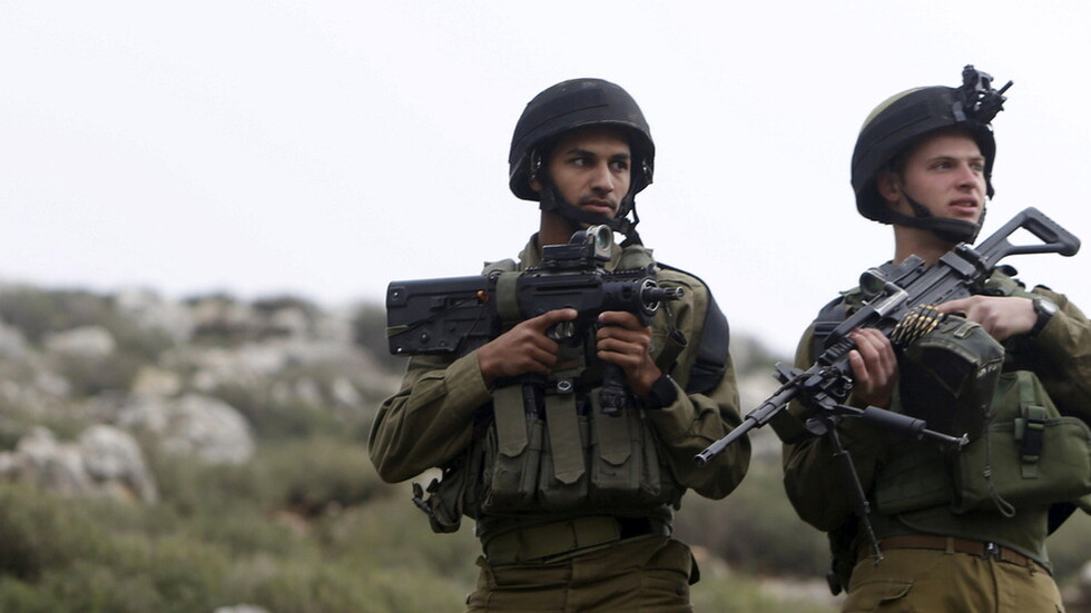 الجيش الإسرائيلي يقتل فلسطينيا بزعم محاولته دهس جنود (صورة)