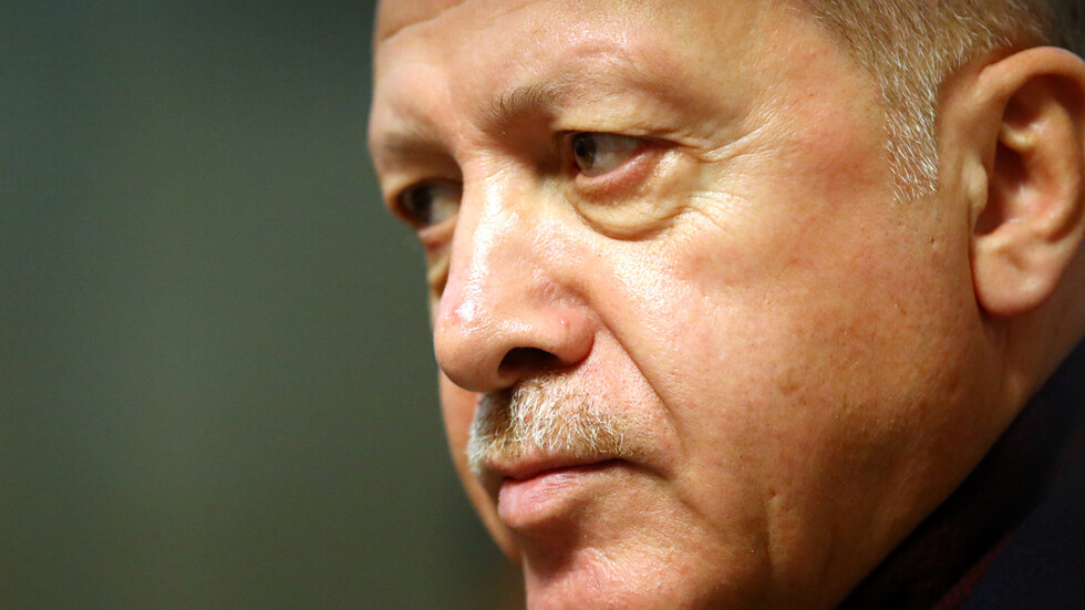 أردوغان: سندافع عن قضايا الحق والعدالة مستخدمين لغتنا التركية