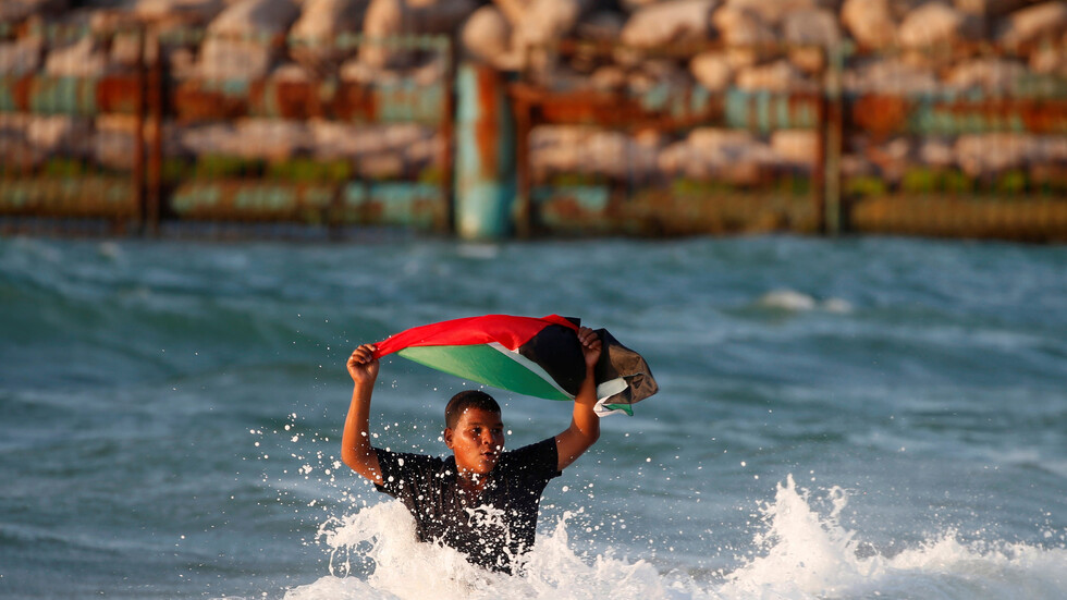 إصابة صياد فلسطيني برصاص إسرائيلي في بحر غزة