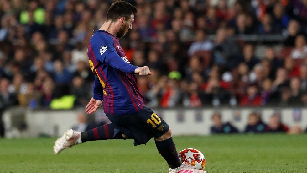 عندما تكون كل تسديدة فنا حقيقيا.. أجمل أهداف ميسي من الركلات الثابتة (فيديو)