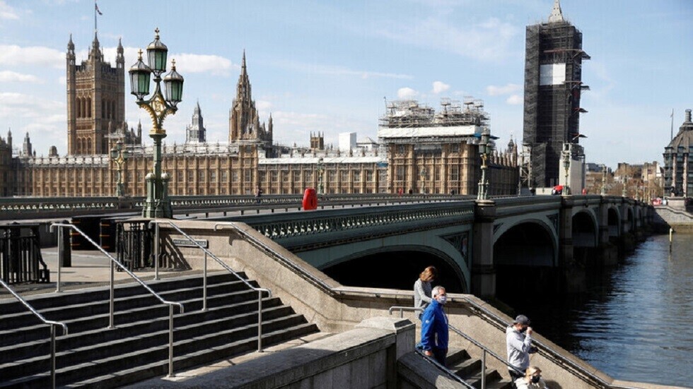 بريطانيا تستثمر 112 مليون دولار في مركز جديد للقاح فيروس كورونا