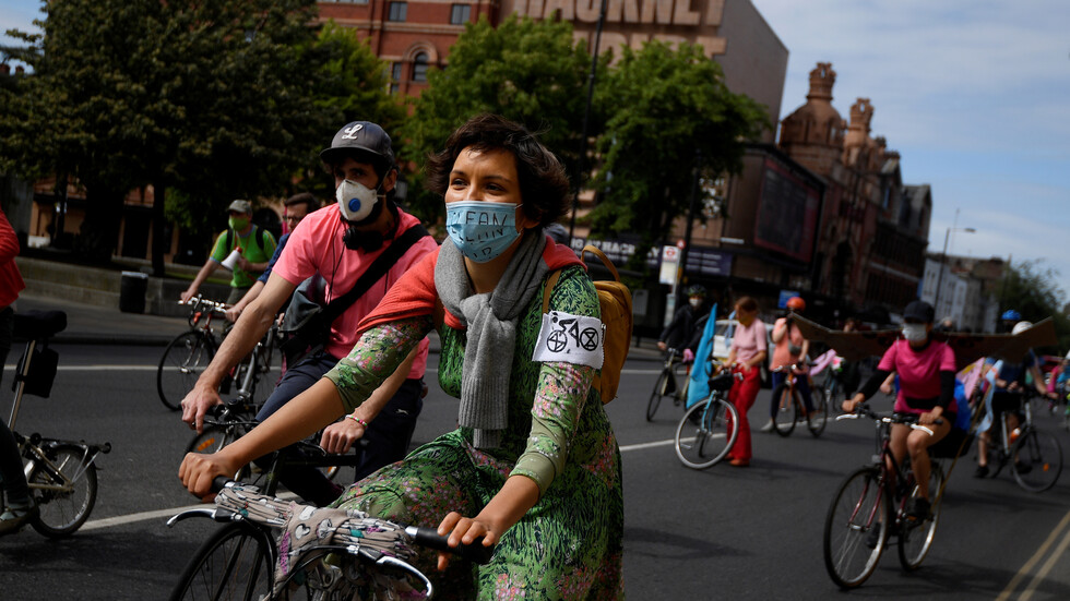 انخفاض حاد في حصيلة الوفيات اليومية جراء كورونا في بريطانيا