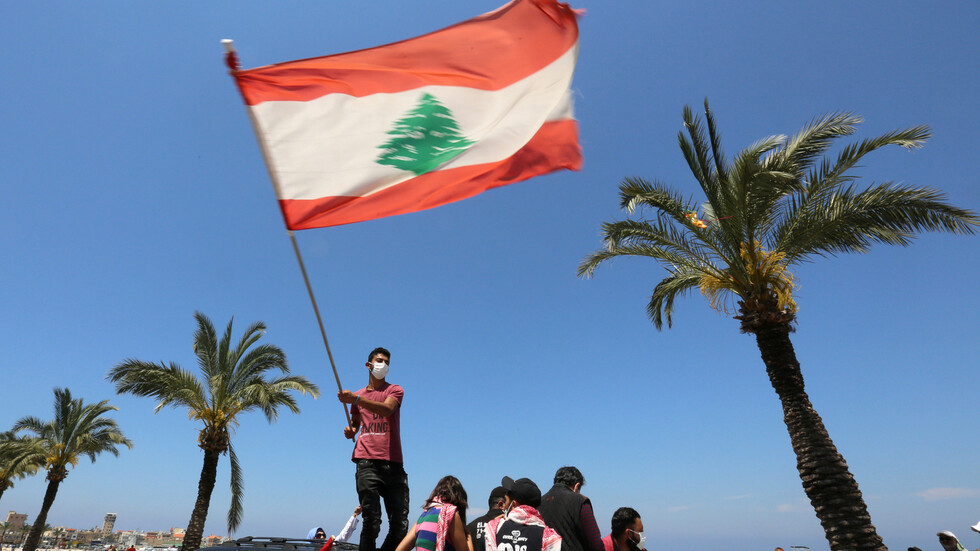 لبنان يسجل 20 إصابة جديدة بفيروس كورونا في خضم تخفيف إجراءات العزل