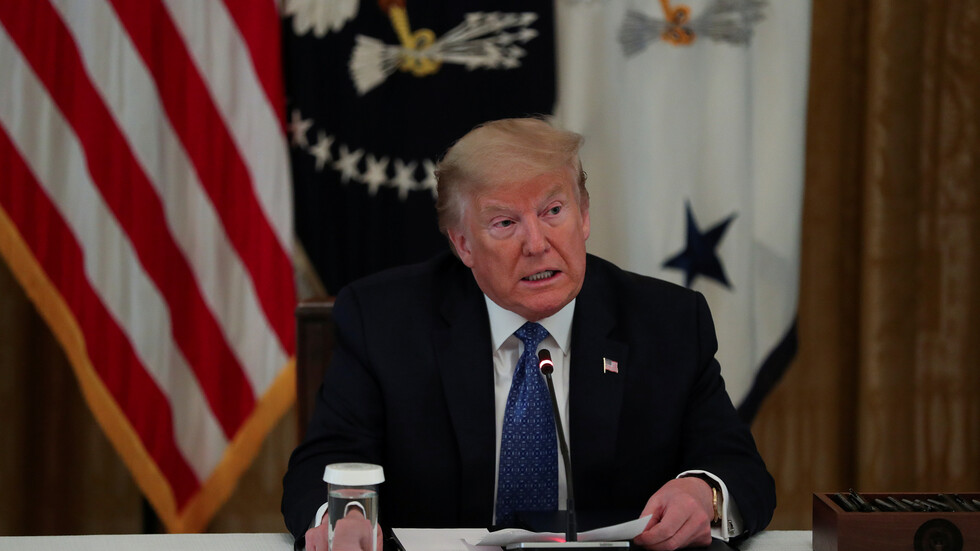 ترامب: لا نرسل أجهزة التنفس الاصطناعي إلى الدول الأخرى من أجل الدبلوماسية