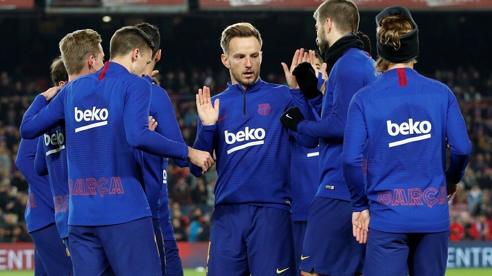 شبهات حول خيانة لاعب برشلونة