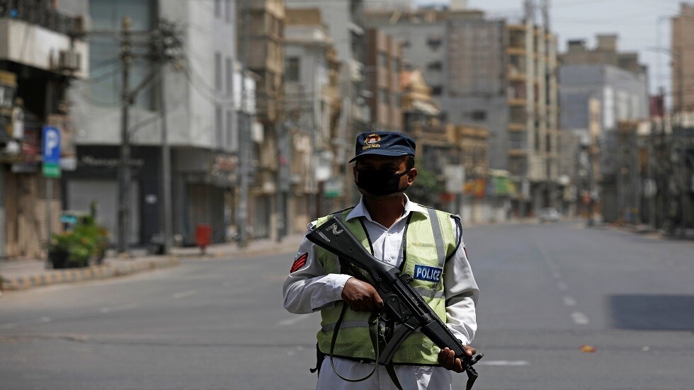 كورونا يودي بحياة مشرعة باكستانية