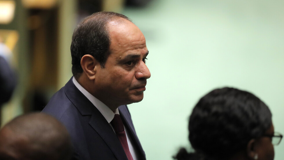 مصر.. السيسي ينفعل بسبب خلاف بين أجهزة الدولة على قطعة أرض