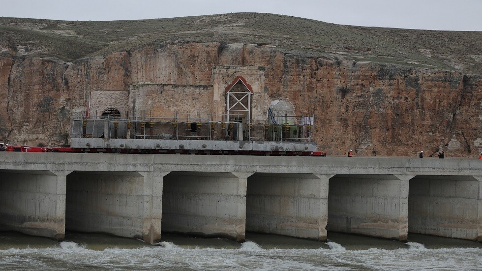 تركيا تعتزم زيادة تبادل الطاقة مع العراق