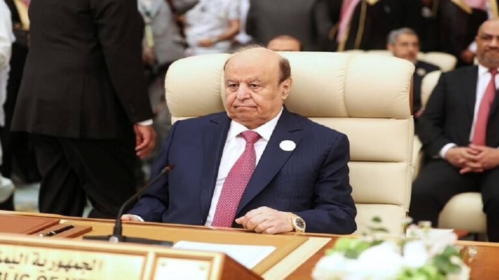 هادي: الحوثيون يرفضون السلام ويعتبرون الحرب مشروعا استثماريا