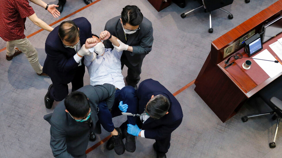 توتر في هونغ كونغ على خلفية تشريع أمني صيني جديد