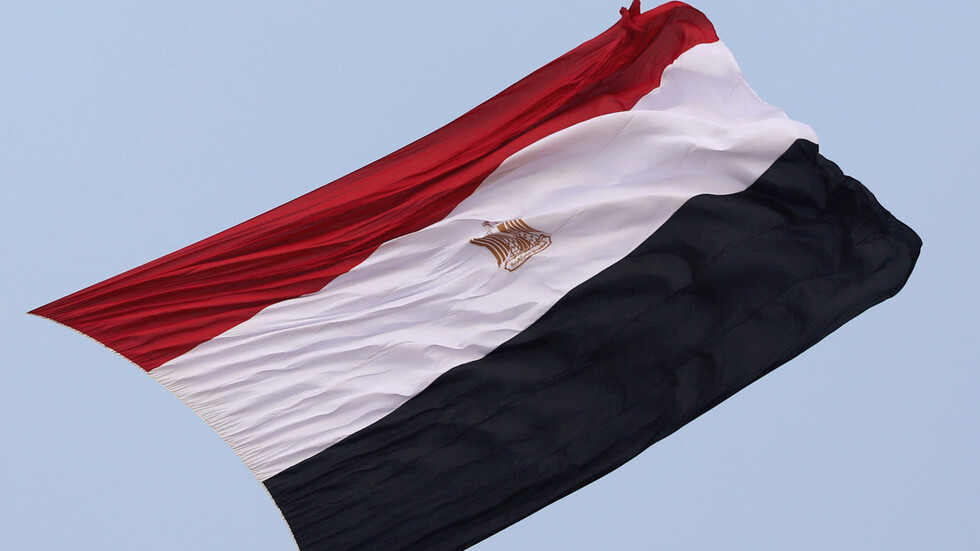 مصر ترسل أطنانا من المساعدات إلى فلسطين (صور)