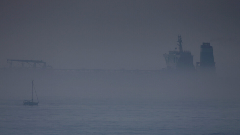 التلفزيون الإيراني: أول ناقلة نفط إيرانية تصل فنزويلا الأحد