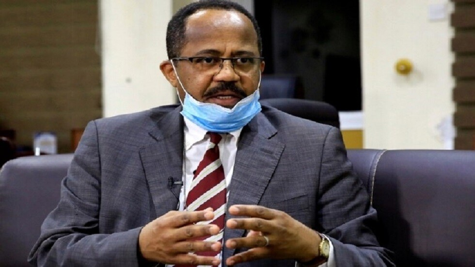 وزير الصحة السوداني: كورونا يركض أمامنا