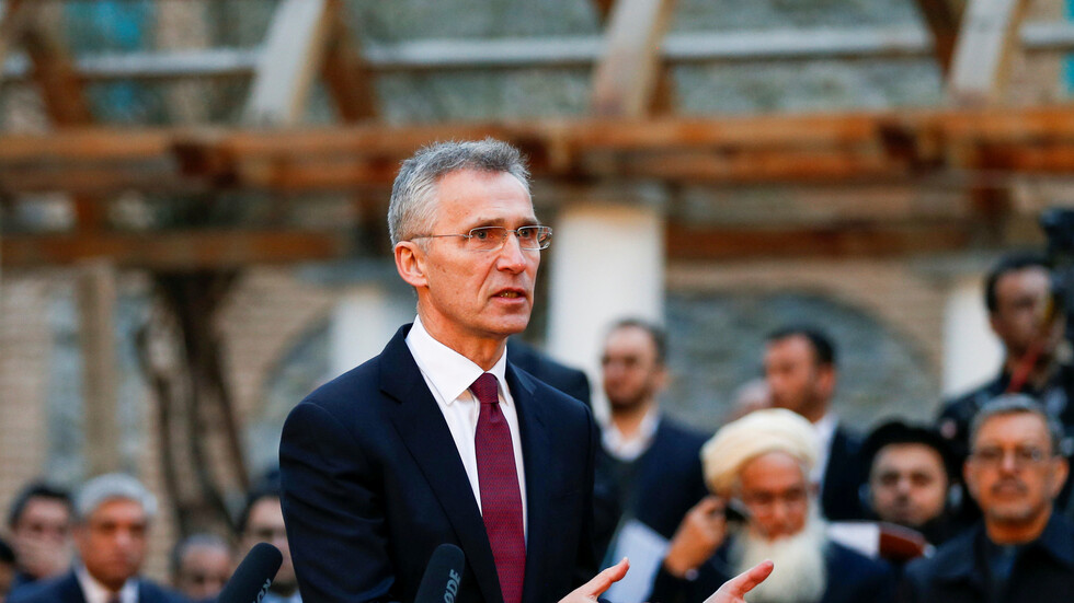 ستولتنبرغ يرحب بوقف إطلاق النار في أفغانستان