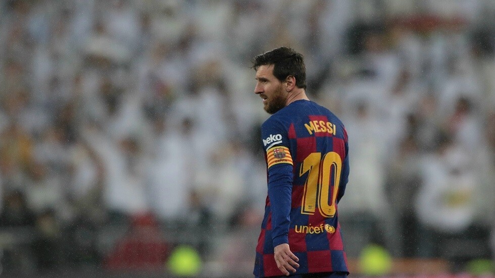 لماذا فكر ميسي بالرحيل عن برشلونة؟