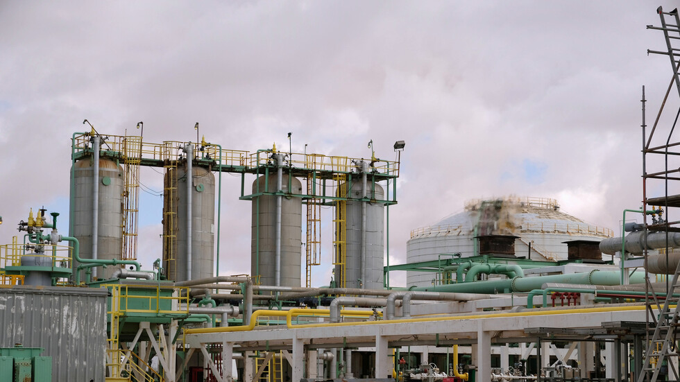 ليبيا.. خسائر إغلاق موانئ النفط تلامس الـ5 مليارات دولار