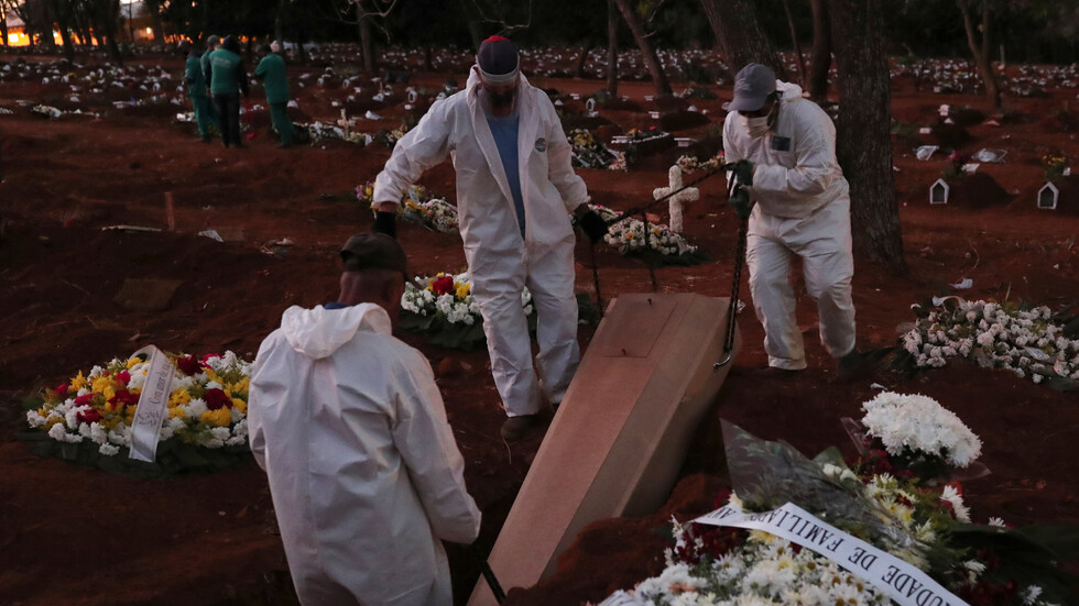 البرازيل.. حصيلة وفيات كورونا تتجاوز الـ25 ألفا