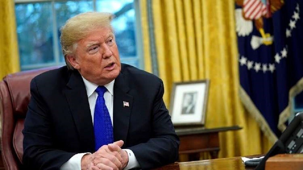 ترامب يوقع أمرا تنفيذيا ينزع الحماية القانونية عن مواقع التواصل الاجتماعي