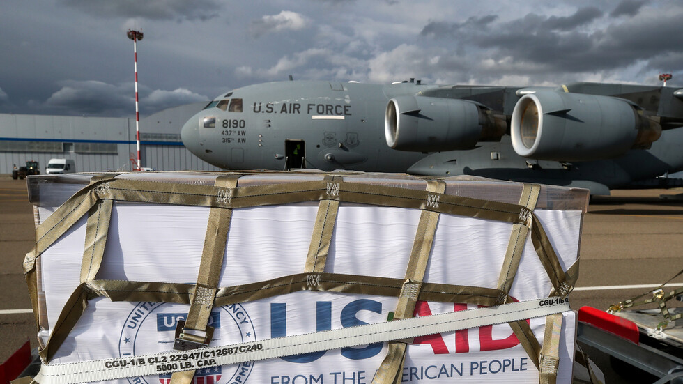 واشنطن: الشحنة الثانية من أجهزة التنفس إلى روسيا الأسبوع القادم