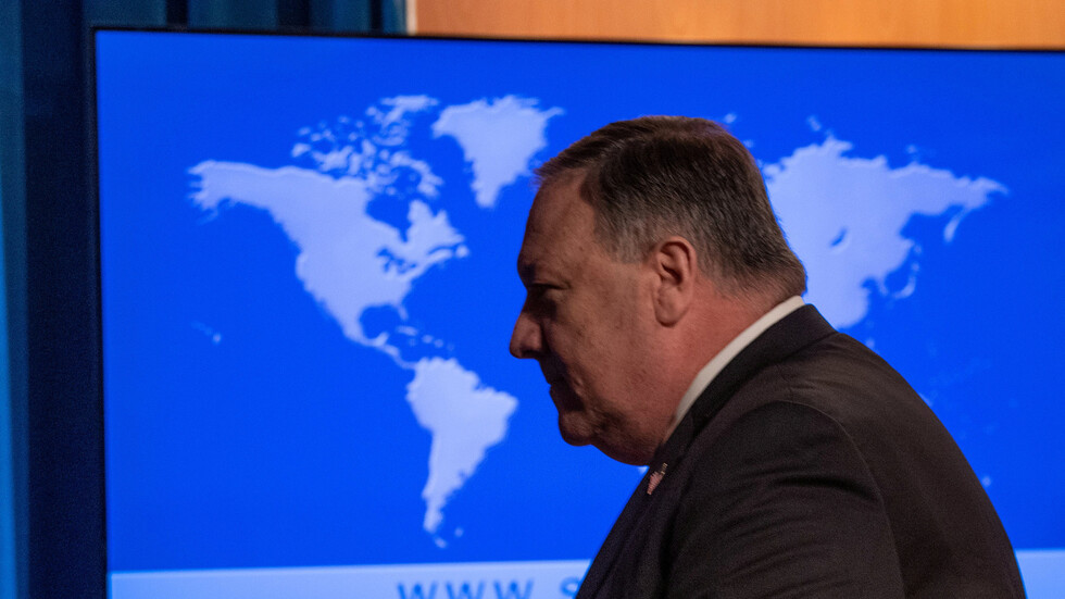 بومبيو أعلن عن فقدان هونغ كونغ حكمها الذاتي