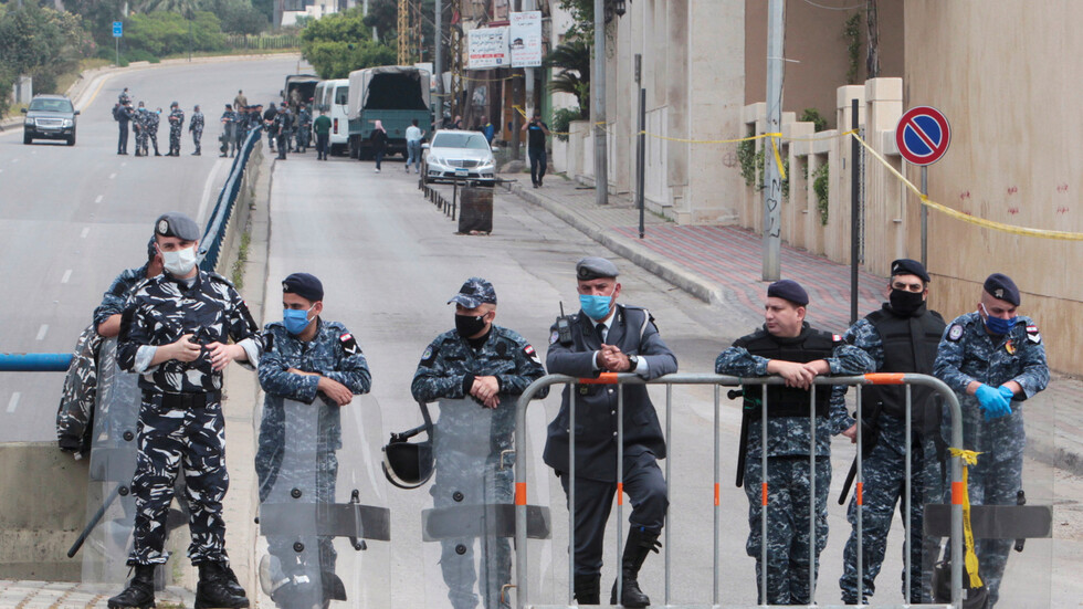 قوات الأمن اللبنانية تحبط عمليتي تهريب عملات مزورة إلى دولتين عربيتين