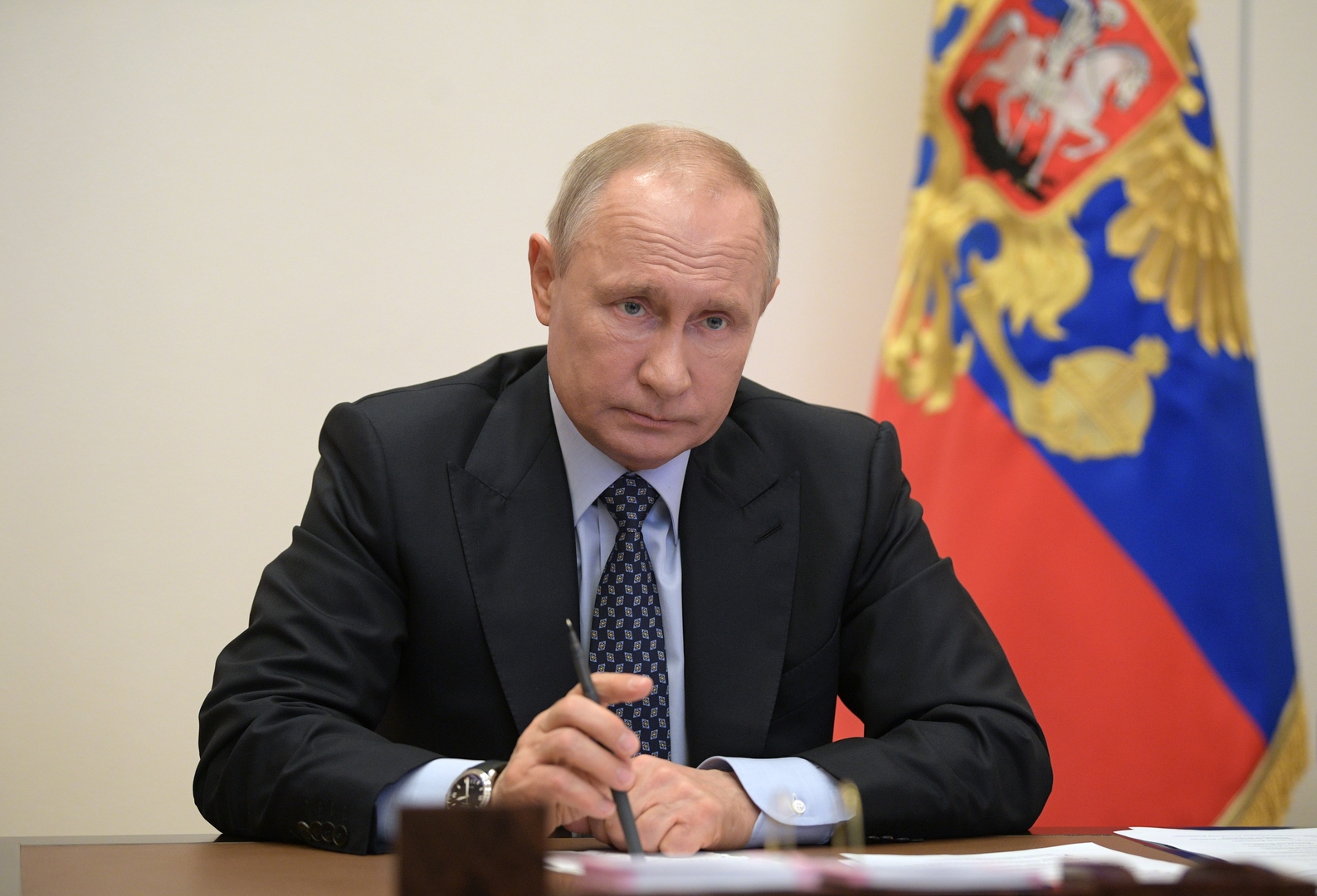 بوتين يدعو لعدم الاستعجال في رفع القيود المفروضة في روسيا بسبب فيروس كورونا