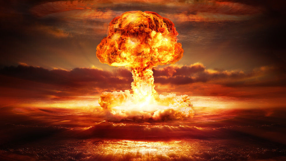 هجمات نووية لمنع الحرب النووية