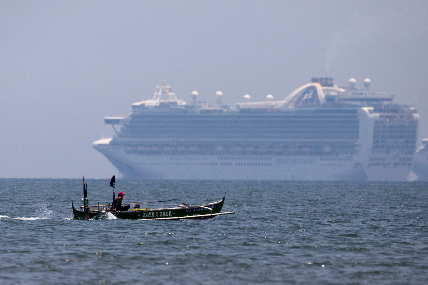 مئات السفن السياحية عالقة وسط جائحة كورونا