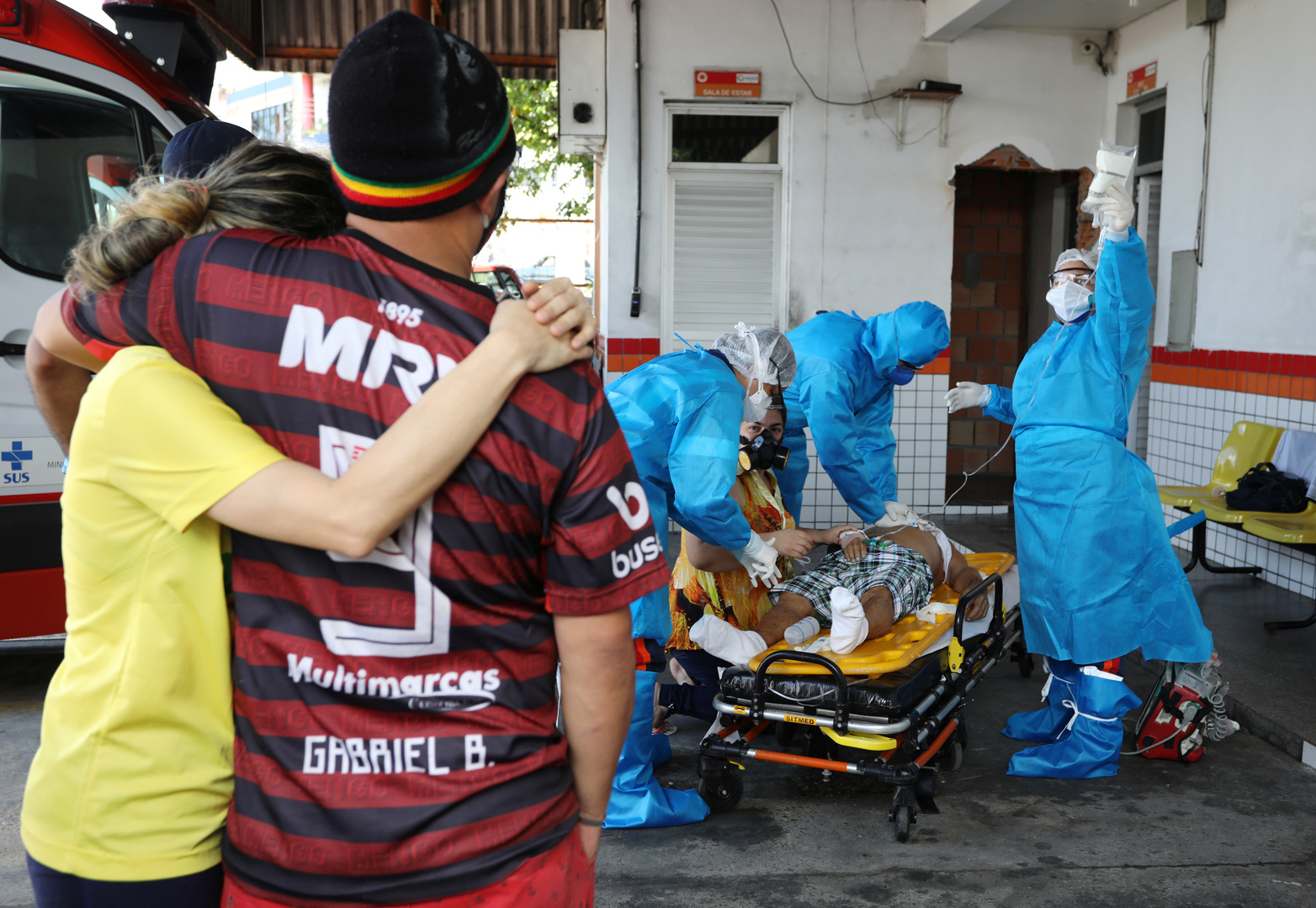 البرازيل تسجل 14919 إصابة و816 وفاة جديدة بفيروس كورونا