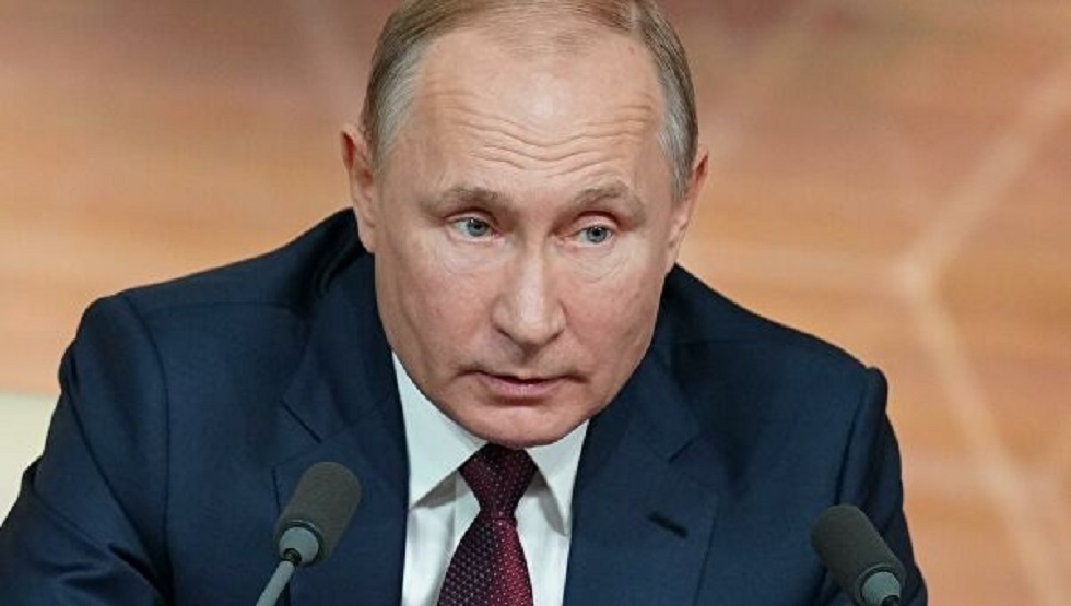 بوتين لحاكم أحد الأقاليم: لا داعي للتكهن واتركوا قرار رفع قيود الحجر للخبراء