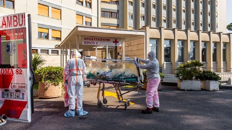 إيطاليا تعلن ارتفاعا طفيفا في عدد الإصابات والوفيات بكورونا خلال الـ24 ساعة الماضية